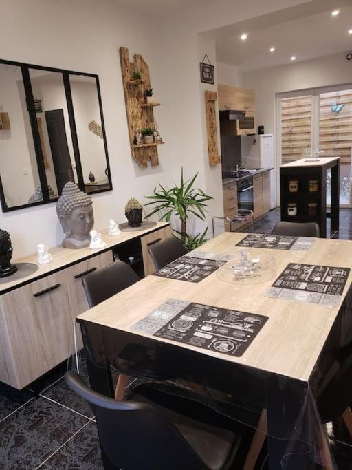 Maison Chez Fredo Calais Eksteriør billede